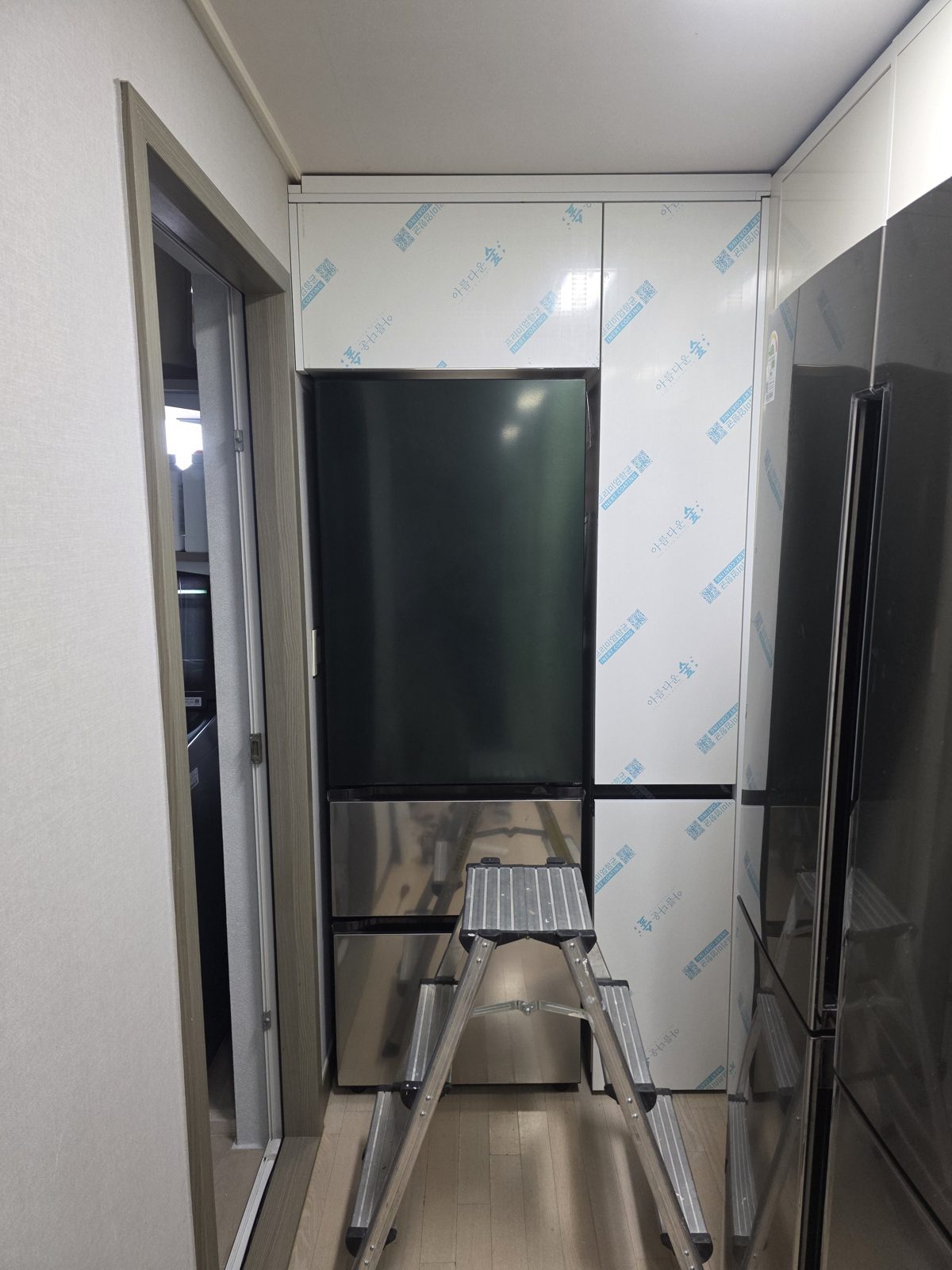 상부 수납장 제작